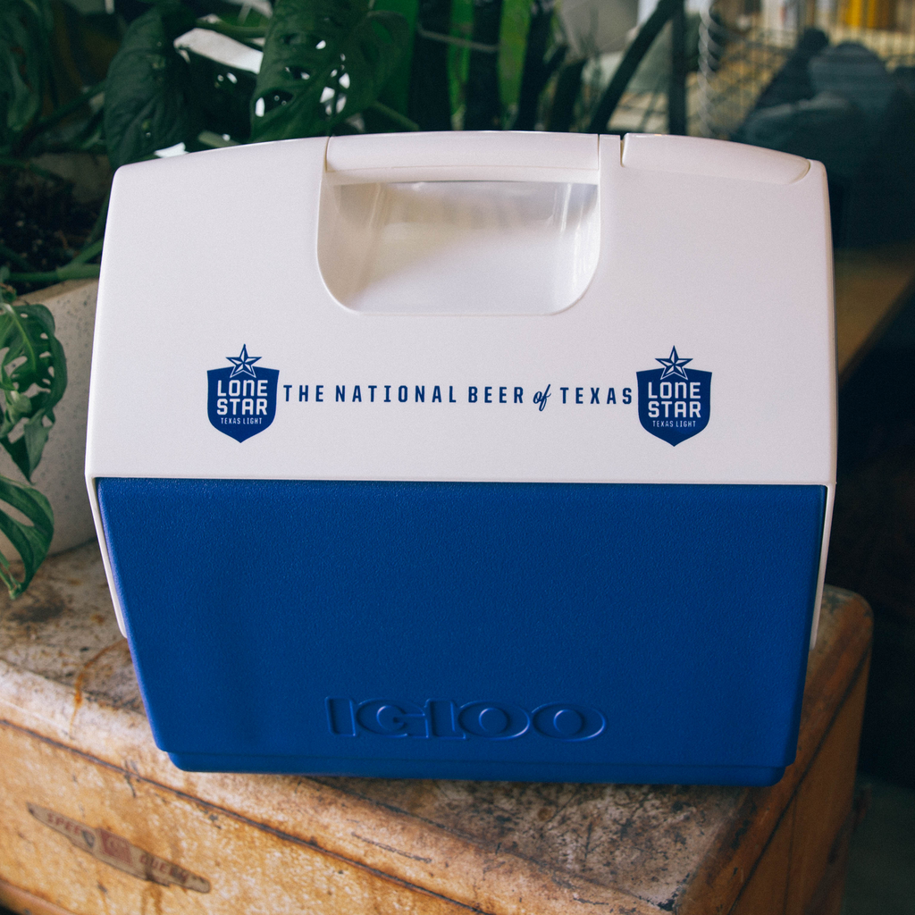 Igloo Dallas Cowboys Playmate Elite Hard Cooler